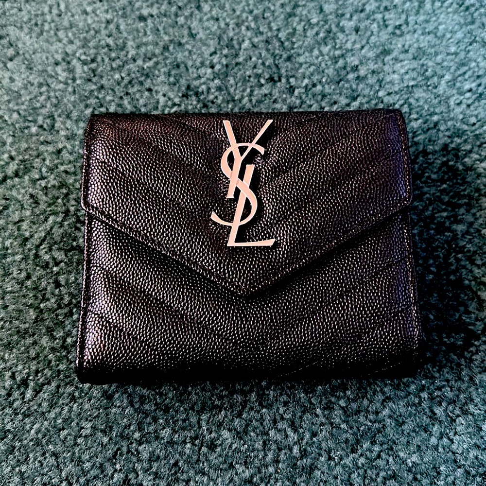 Black chevron wallet  “  YSL  “ detail on the front